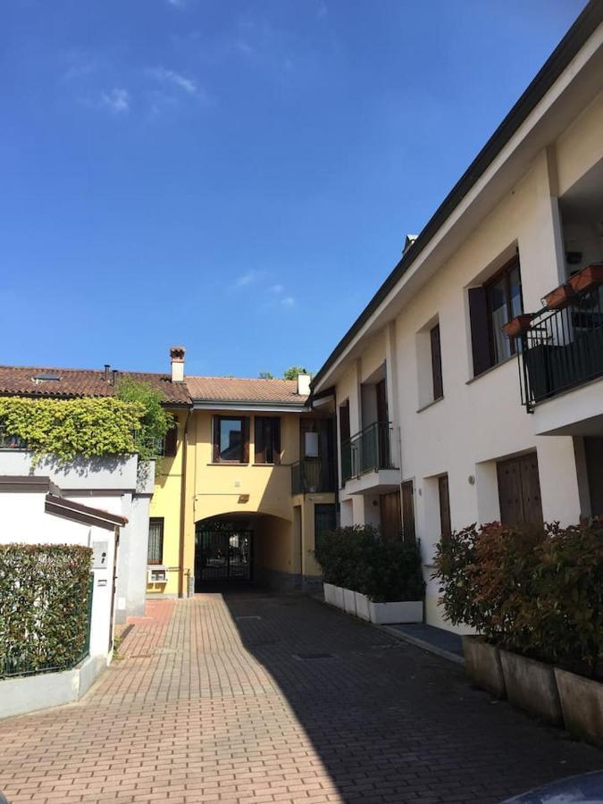 Corte Della Crisalide Ampio E Luminoso Bilocale In Centro Storico 瑟努斯科苏尔纳维利 外观 照片